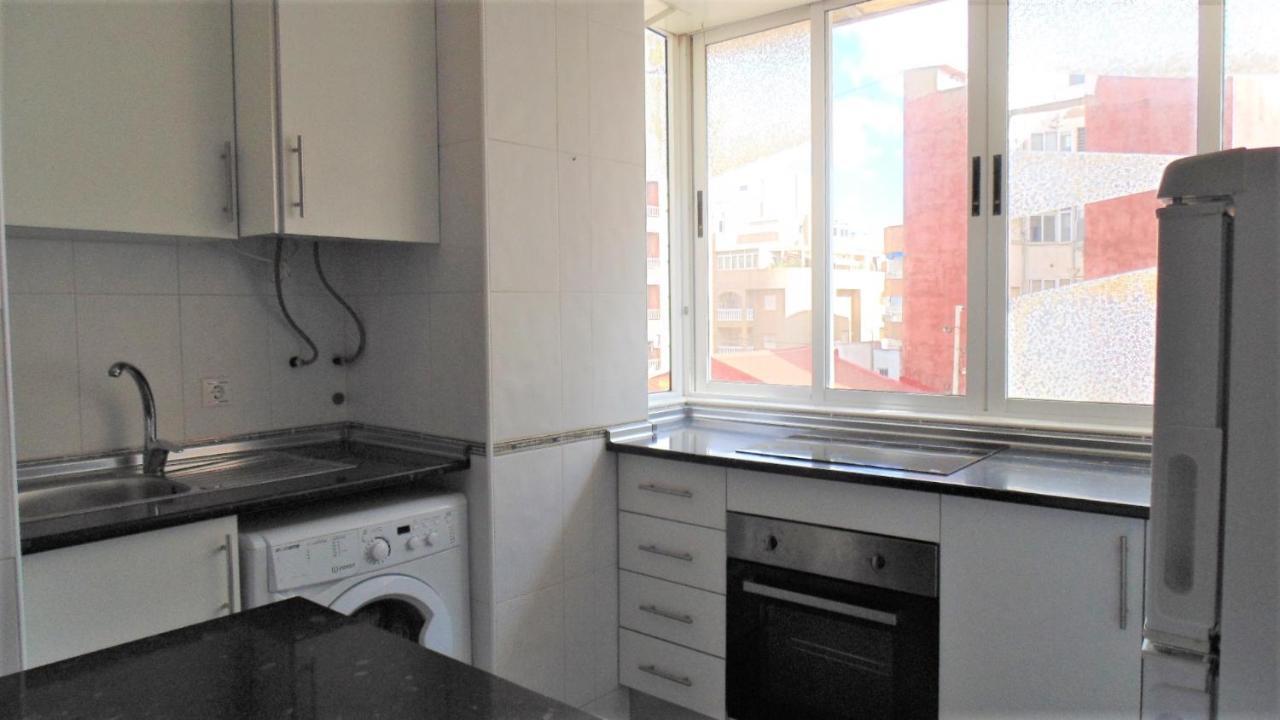 Heraclio. Atico A 150M Del Mar Torrevieja Exteriér fotografie